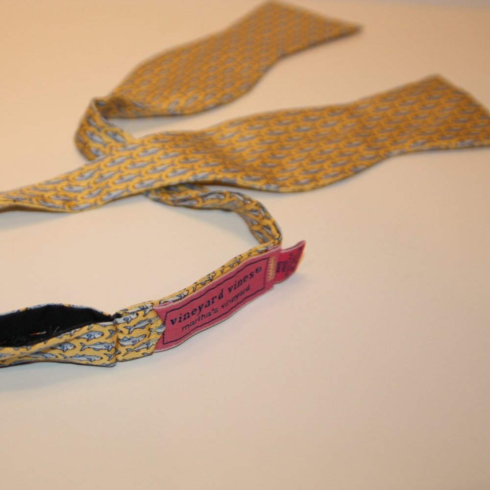 Vineyard Vines Bonefish Bow Tie